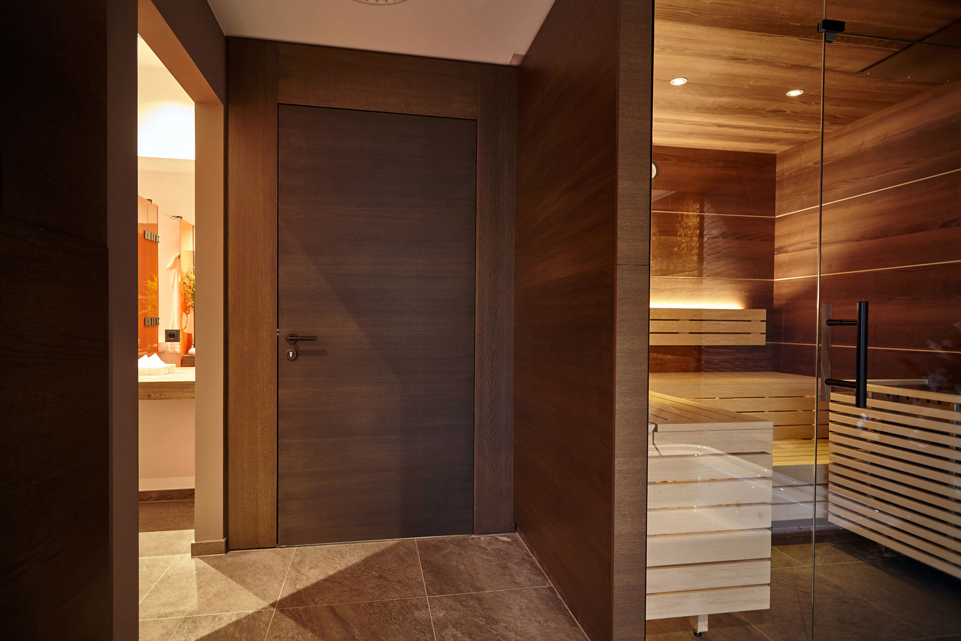 PRUEM hoteltueren fuer sauna und spa im moselschloesschen